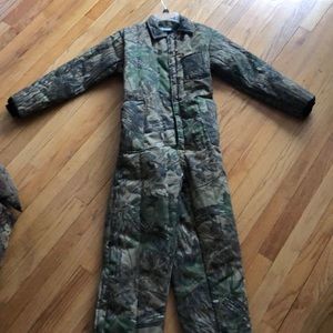 One piece winter hunting snow suit